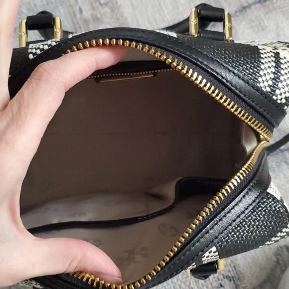 Tory Burch Robinson Plaid Boston Satchel Bag Purse with Crossbody Strap - Picture 8 of 16